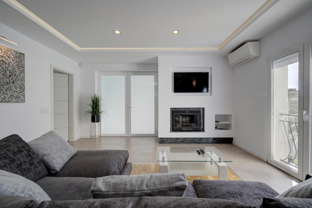 Westminster Puerto Banus Marina Appartamento Marbella Esterno foto
